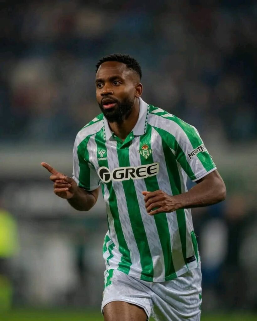 Cédric Bakambu buteur, le Real Betis accroché