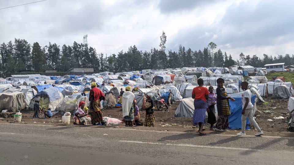 Le camp des déplacés de BULENGO