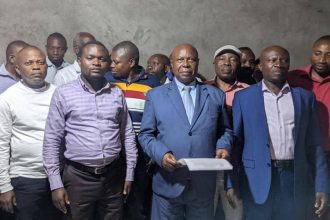 Les notables et membres de la communauté KUMU du Nord-Kivu