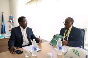 Le ministre des Sports séjourne au siège de la CAF