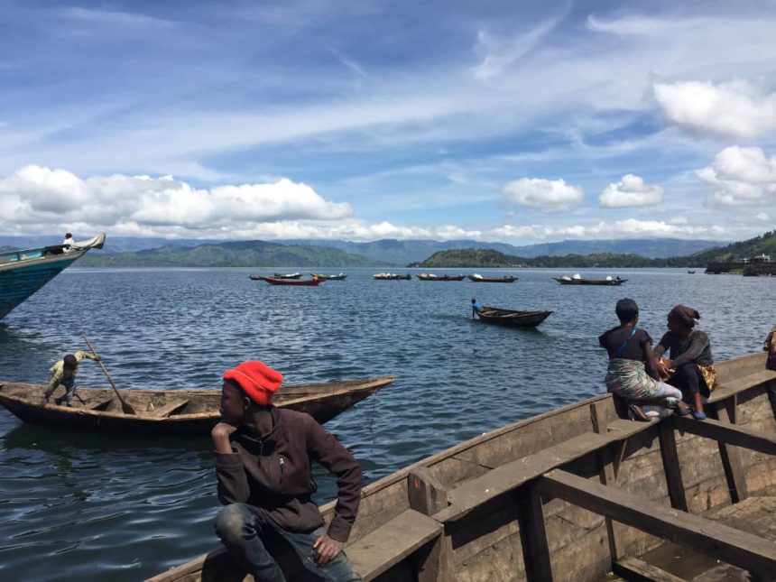 Marché de KITUKU au bord du Lac Kivu en ville de Goma