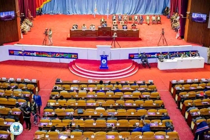 Dans la salle de l'Assemblée Nationale de la RD. Congo