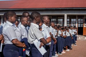 Goma : Joie et résilience des finalistes à la clôture de l'examen d'État Les élèves finalistes au rassemblement avant de passer aux examens