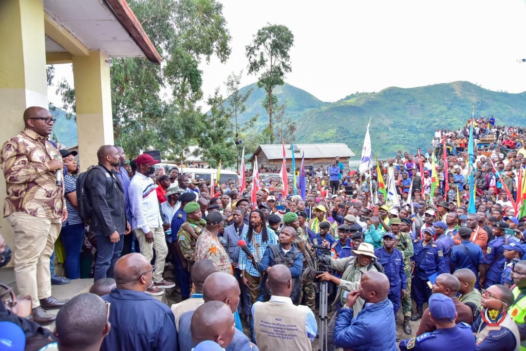 Le Premier Ministre Jean-Michel Sama Lukonde au chevet de la population sinistrée de Kalehe