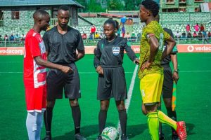 Football féminin : Rachel Zihundula, l'arbitre internationale congolaise au Cameroun pour officier arbitre internationale par la fédération internationale de football association, la congolaise Rachel Zihindula