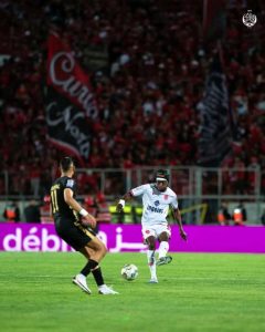 Ligue des Champions de la CAF : Arsène Zola déçu en club avant de rejoindre l'équipe nationale L'international congolais Arsène Zola a raté l'occasion de remporter la ligue des Champions de la CAF