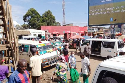 La place appelée ESSANCE MAJOR-VANGU qui se trouve dans le quartier Panzi, commune d'Ibanda