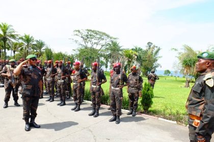 Le Lieutenant-Général Constant NDIMA Gouv. Milit. du Nord Kivu est à béni