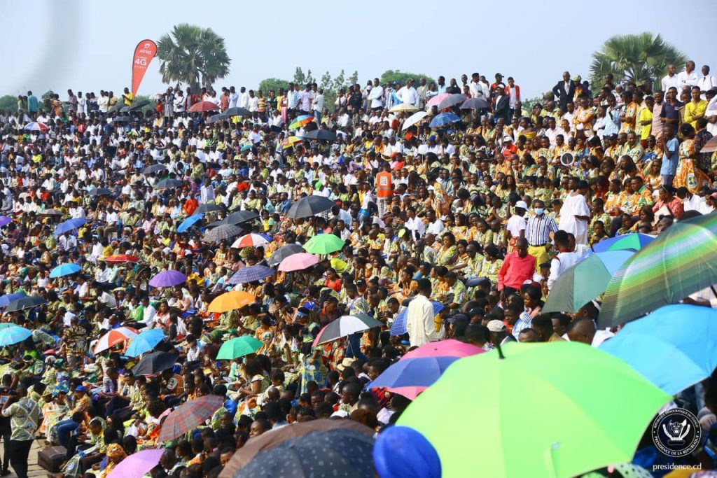 Plus de 40 000 personnes réunies au Stade Kashala Bonzola de Mbuji-Mayi au Kasaï-Oriental
