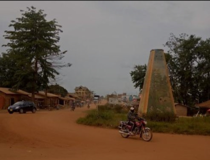 Rond-point Mambasa en territoire de Mambasa