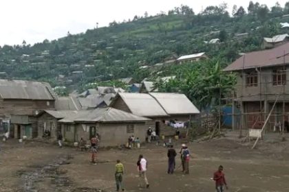 Les affrontements très violant se déroulent dans le village de Nyamitaba, Kausa et Muheto par les éléments de M23 contre les Wazalendo Nyatura