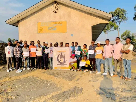 Les jeunes ingénieurs se coalisent en club de travail. Une initiative saluée par le président de jeunes de Kimoka