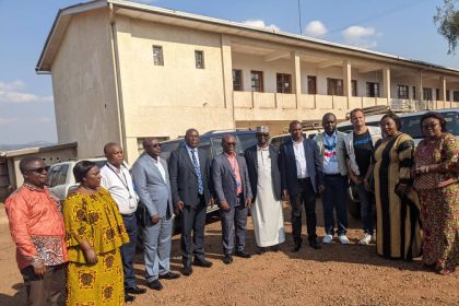 La cérémonie de la remise du bâtiment aux responsables du Programme National Multisectoriel de lutte contre le Sida