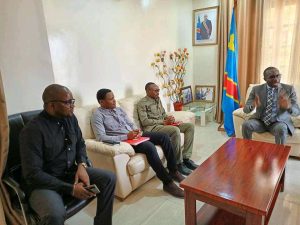 Une délégation de l'inspection générale des finances est en séance de contrôle du programme de développement local de 145 territoire