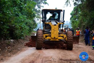 Le gouverneur de la province Théo Ngwabidje Kasi a inspecté les travaux de réhabilitation des routes de désertes agricoles