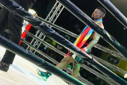 Le boxeur expérimenté Cissé Muhindo Cédric sur le Ring en Ouganda