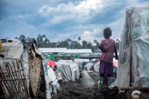 Nyiragongo : Un déplacé tué par une balle dans son abris à Bujari Dans un camp des déplacées de guerre au Nord-Kivu