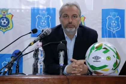 Le sélectionneur et manager de le léopard senior Sébastien Desabre