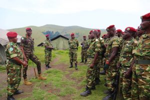 Nord-Kivu : Visite d'inspection du commandant de la force de l'EAC à Masisi Le Général-Major Alphaxard Kiugu, commandant de l’EAC a visité des troupes de l'EAC déployés à Mweso, Kitshanga et Kilolirwe en territoire de Masisi