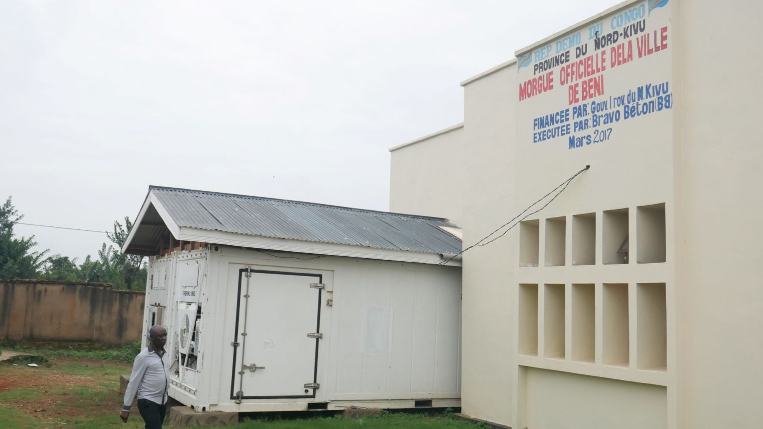 Augmentation significative de la capacité de la morgue de l'hôpital général grâce à des conteneurs frigorifiques offerts par la MONUSCO