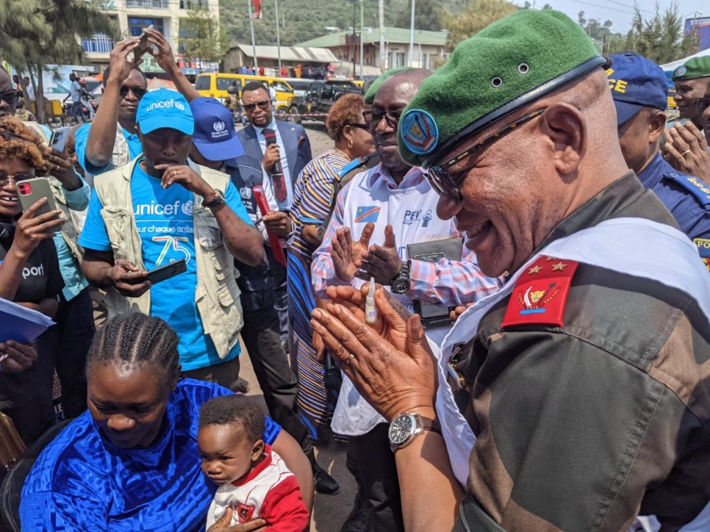 Le Gouverneur de la province du Nord-Kivu au lancement de la deuxième phase de vaccination contre la poliomyélite à Goma
