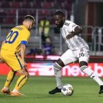 L'international Congolais Arthur Masuaku sort sur blessure