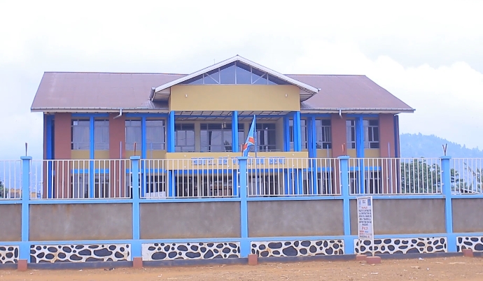 L'armée remet 23 anciens otages libérés des mains des ADF à la société civile