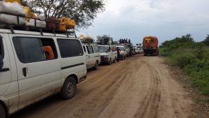 Rutshuru : Un convoi de motos braqué par des inconnus sur la piste Rwindi-Kibirizi en plein parc de Virunga La route Saké, Kitchanga, Rwindi caractérisée par les tracasseries, mauvais état de la route et insécurité dont ils sont victimes.