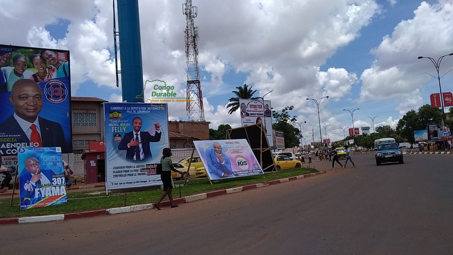 Photo d'illustration : Photos des candidats placés partout dans la ville