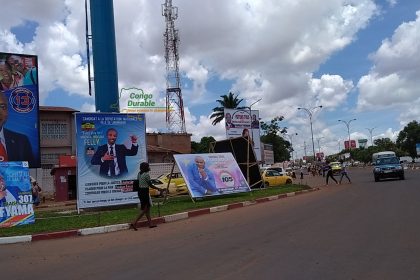 Photo d'illustration : Photos des candidats placés partout dans la ville