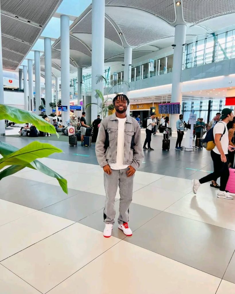 L'international congolais Fiston Kalala est en route pour Kinshasa afin de rejoindre l'équipe nationale de la RDC