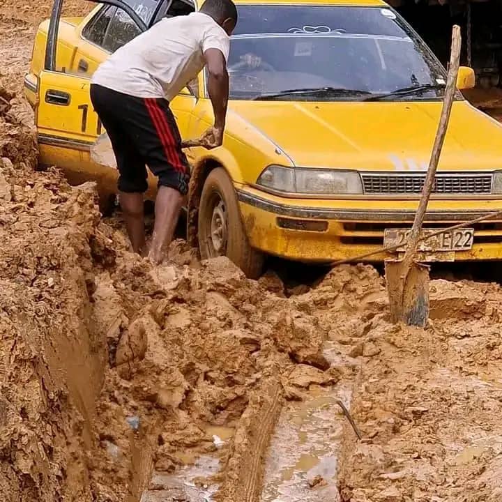 La route nationale numéro 2 axe Bukavu-Kamituga, Kibe et Kitutu dans le territoire de Mwenga en province du Sud-Kivu