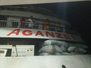 Le bateau aganze 1en provenance de Bukavu a fini sa trajectoire dans un champ situé à monvu à idjwi Sud