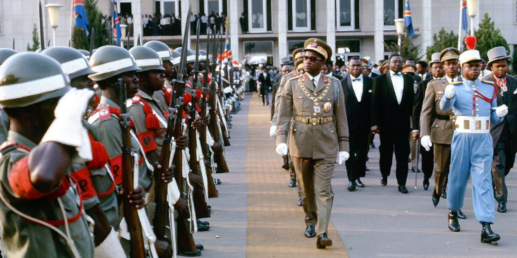 Mobutu célèbre le sixième anniversaire de l’indépendance du pays, à Kinshasa, le 30 juin 1966