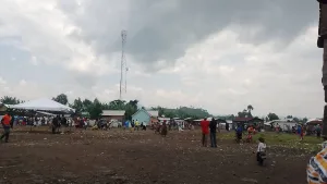 Plusieurs cabanes détruites par les eaux de pluie au camp de kanyaruchinya dans le territoire de Nyiragongo