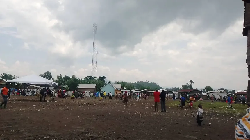 Plusieurs cabanes détruites par les eaux de pluie au camp de kanyaruchinya dans le territoire de Nyiragongo