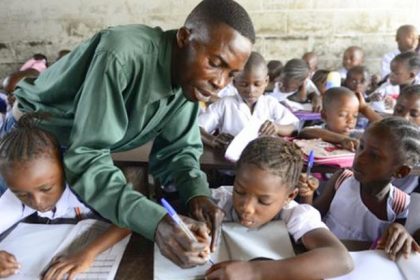 La Journée mondiale des enseignants est une journée internationale célébrée le 5 octobre de chaque année