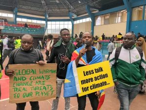 Quelques activistes congolais du climat au sommet africain sur le climat, le 5 Septembre 2023 à Nairobi