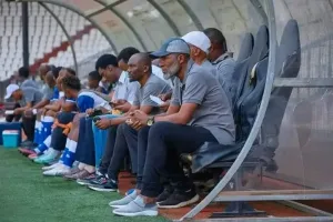 Linafoot : Le CS Don Bosco suspend son entraîneur Kasongo Ngandu Le CS Don Bosco suspend son entraîneur Kasongo Ngandu