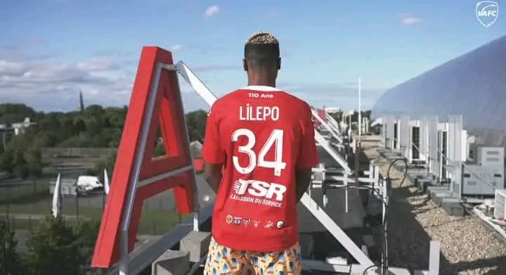 L'international congolais Glody Lilepo makabi n'a pas pris du temps pour impacter le public de son nouveau club