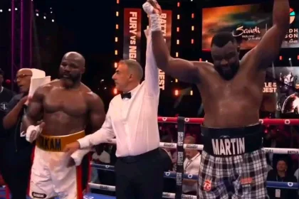 Martin Bakole s'impose par KO au 4eme round sur Carlos Takam