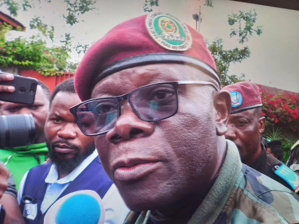 Général Emmanuel KAPUTA commandant adjoint de l'EAC