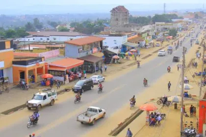 Vue aérienne du centre de Komanda en territoire d'Irumu en Ituri