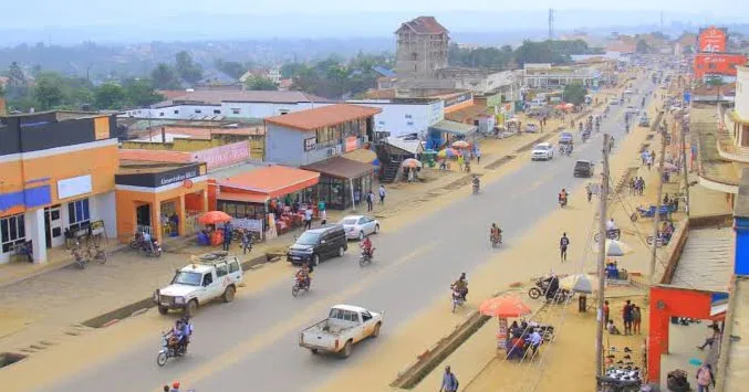 Vue aérienne du centre de Komanda en territoire d'Irumu en Ituri