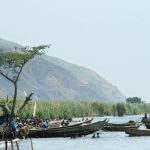 L'Unité de surveillance sur le lac Albert incinère un important lot des outils prohibés à la pêche