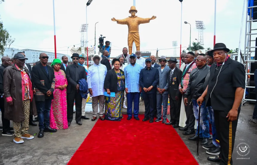 Félix TSHISEKEDI inaugure le monument de feu Papa Wemba à Matonge