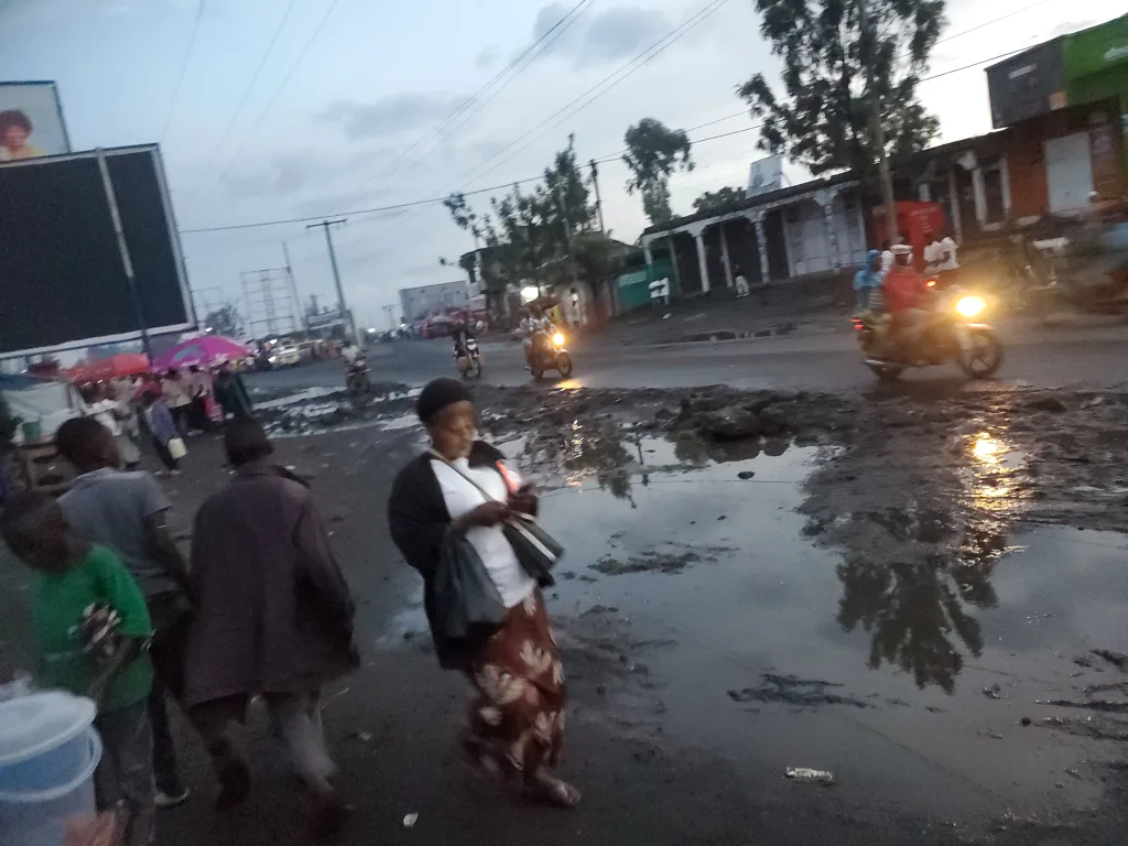 Dans les rues de Goma dans le quartier Mugunga