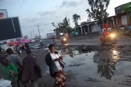 Dans les rues de Goma dans le quartier Mugunga