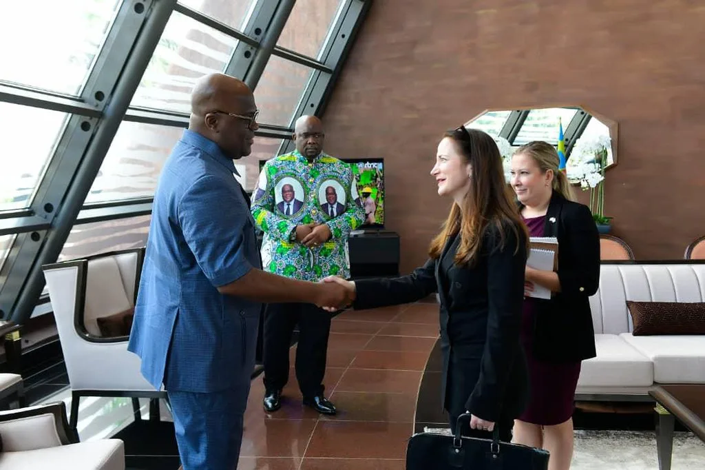 La directrice du renseignement national (DNI), Avril Haines, s'est entretenue avec le Président Rwandais Paul KAGAME et son homologue congolais, Félix TSHISEKEDI