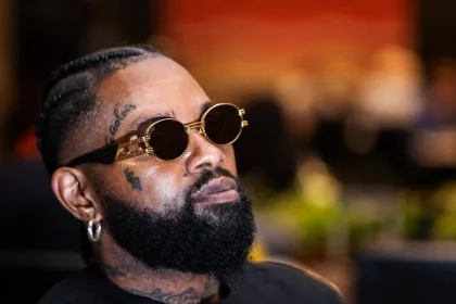 Le Chanteur congolais Ferre Gola continue avec la promotion de sa musique dans le monde